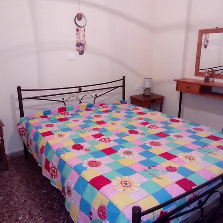 Chez Effie 2 Διαμέρισμα Καμένα Βούρλα