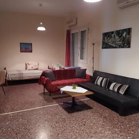 Διαμέρισμα Chez Effie 2 *